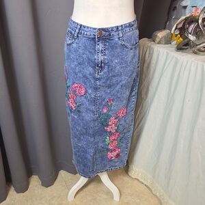 Love You Denim Maxi Skirt L Floral Embroidered Acid Wash Modest Jean Skirt TL030